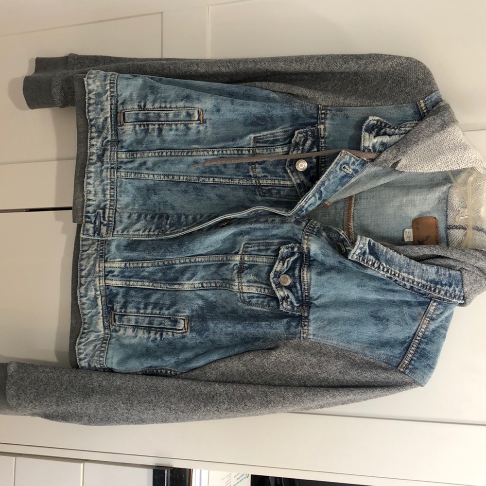 American Eagle jean Jacket